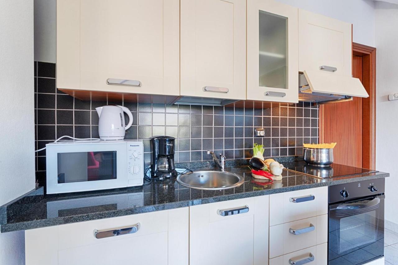 1-Bedroom Apartment Bello Posto Acquaseria Ngoại thất bức ảnh