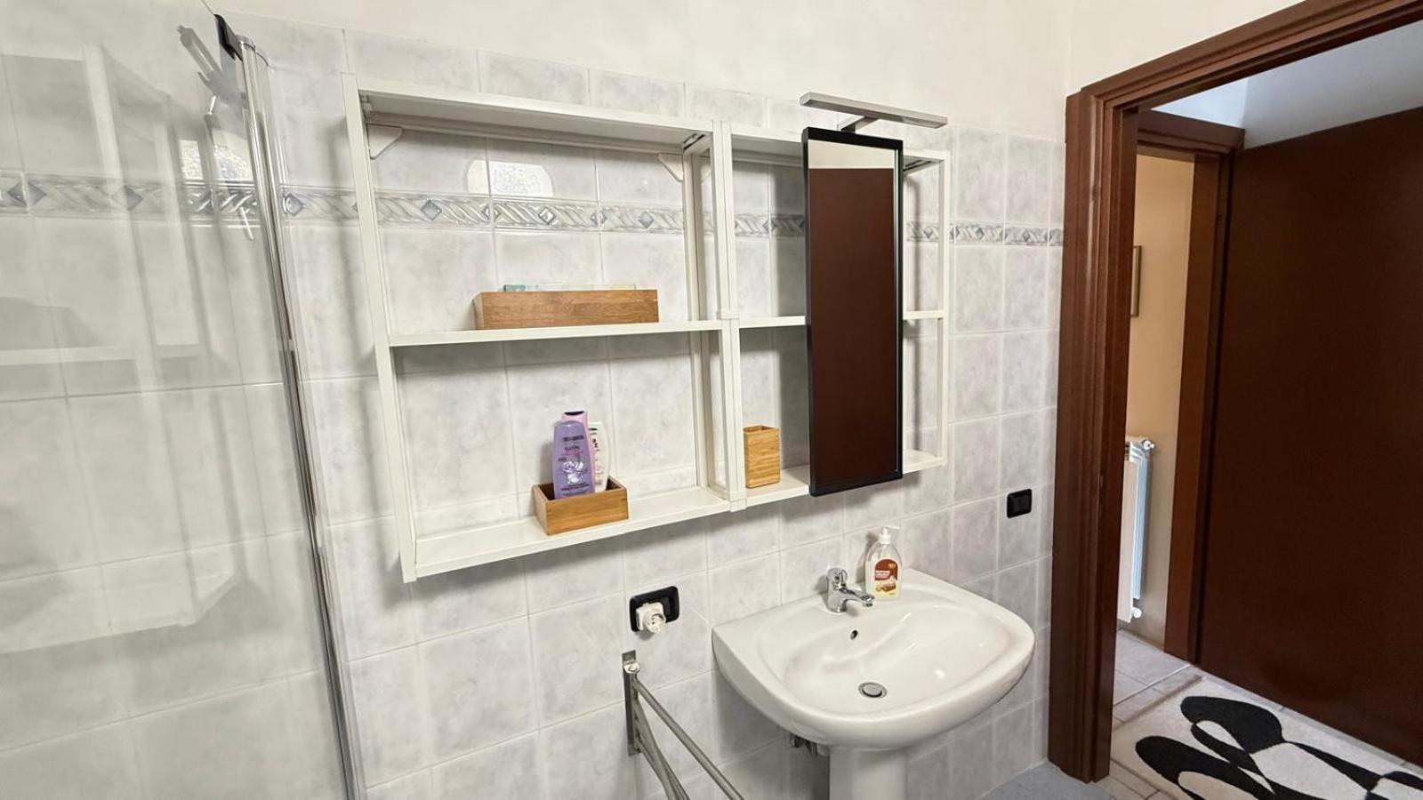 1-Bedroom Apartment Bello Posto Acquaseria Ngoại thất bức ảnh
